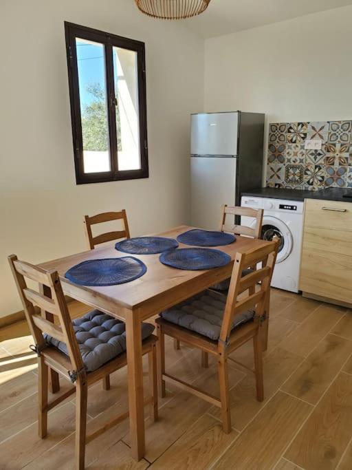 Reve En Luberon Villa Lauris Exterior foto